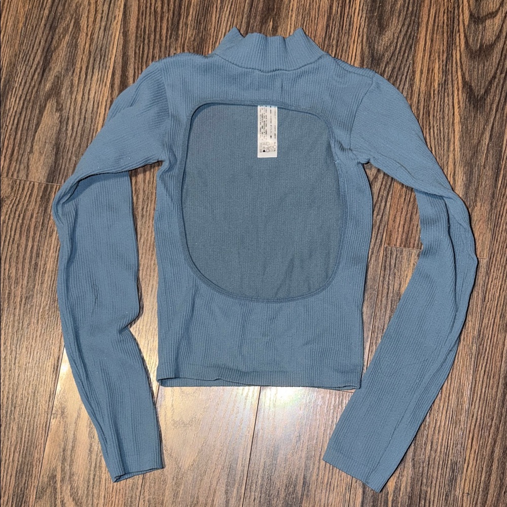 Zara Long Sleeve top with open back  - Slate Blue xs